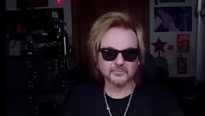 MEGADETH's DAVE MUSTAINE To Appear At Gibson Garage's Second-Anniversary  Celebration 'Garage Fest'