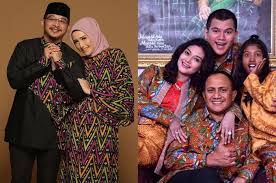 361 baju seragam lebaran keluarga artis 2019 tren baju lebaran kompak sekeluarga 5 keluarga artis ini bisa jadi lebaran intip kekompakan 15 keluarga artis yuk. Dari Blazer Hingga Abaya Ini 3 Model Baju Sarimbit Ala Artis Yang Cocok Untuk Lebaran Semua Halaman Nova