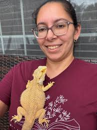 Bearded dragon eye bulging suddenly