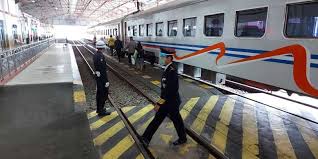 Check spelling or type a new query. Catat Syarat Terbaru Naik Kereta Api Jarak Jauh Halaman All Kompas Com