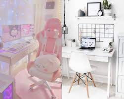 Use this monitor to display anything from aesthetic study websites, to the best study with me videos! 30 Aesthetic Desk Ideas For Your Workspace Gridfiti