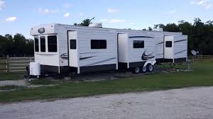 One of the best on the market is the jayco jay flight bungalow. Here Is The Best Travel Trailer With Washer And Dryer You Re Looking For