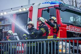 Heute kann es zu heftigem wind und gewittern kommen. Freiwillige Feuerwehr Wieselburg Stadt Und Land Startseite Facebook