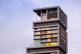 Yang ni barulah boleh dikatakan rumah ini juga menempatkan 3 generasi keluarga di dalam satu bumbung. Rumah Paling Mahal Besar Di Dunia Hanya Untuk Lima Orang Dunia Mstar