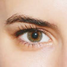 Trend watch—dark eyebrows and light hair the days of thin eyebrows have long passed. How To Lighten Your Eyebrows Into The Gloss Into The Gloss