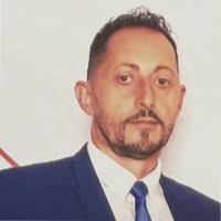 40+ profiluri „Moisa”