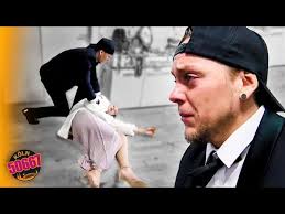 Zurück in köln zerbricht er beinahe an dem schmerz, den zoes. Kommt Fur Zoe Jede Hilfe Zu Spat Koln 50667 2024 Youtube