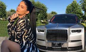 New rolls royce rolls royce cars rolls royce logo bugatti maserati ferrari f40 kylie jenner snap kendall jenner car voiture rolls royce. Kylie Jenner Shows Off 450 000 Rolls Royce Phantom Daily Mail Online