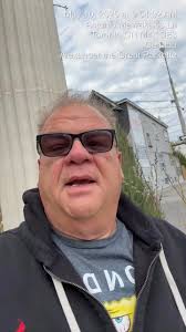 Great lunch with my friend @jeff.nolen.10 from @olivacigar with these  wonderful people smoking a nice Melanio Cigar! #olivacigars #friendship  #comicslife