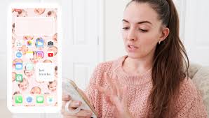 Tap add widget, click the default widget to be presented with the style, location, font, tint colour, background colour and border colour options. Aesthetic Ios 14 Tutorial How To Customize Your Home Screen Kay Buell