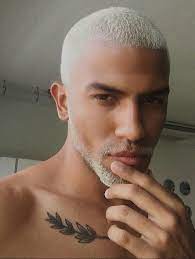 70 Meilleure Coiffure Pour Les Hommes A La Barbe Check More At Https Usavisaenvoy Info Meilleure Coif Cheveux Mec Cheveux Gris Homme Coiffure Homme Tendance