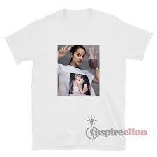 Over the weekend, olivia rodrigo received the highest form of flattery for her debut single, drivers license, from music legend (and her biggest inspiration), taylor swift. Olivia Rodrigo Wearing Taylor Swift Hugging Lorde T Shirt Inspireclion
