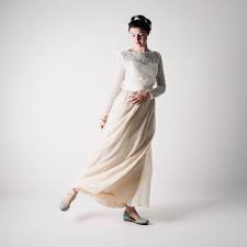 Trova gli abiti da sposa economici meno di 100€ da design semplice allo stile affascinante a milanoo. Vestito Da Sposa A Maniche Lunghe Larimloom Abiti Matrimonio