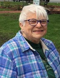 Robert Kniffen's Instagram, Twitter & Facebook