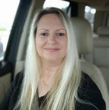 Carla Carver's Instagram, Twitter & Facebook