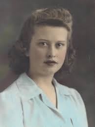 Kristin Cullen's Instagram, Twitter & Facebook