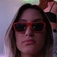 Lilly Devine's Instagram, Twitter & Facebook