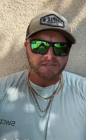 Pitbull Owners Sharing Experiences and Information