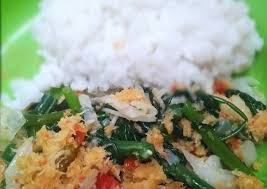 Salah satu menu kuliner yang cukup melegenda dan populer di indonesia adalah urap. Ini Dia Cara Memasak Urap Urap Emak Yang Sederhana