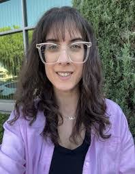 Diana Solomon's Instagram, Twitter & Facebook