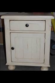 Perfect for a kitchen island, bar or gathering table. Attic Heirlooms