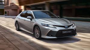 トヨタ・カムリ toyota kamuri) is an automobile sold internationally by the japanese manufacturer toyota since 1982, spanning multiple generations. Toyota Camry Gets Fresh Looks And More Equipment For 2021 Auto Express