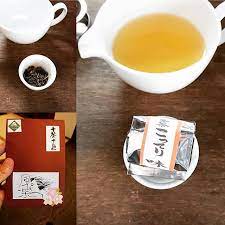 いろんなお茶を知りたい人にはうれしいですよね 十茶十色の中の一つこってり 味 半発酵茶 釜茶 こってり 味 釜いり茶柴本 日本茶 紅茶 まなび合いの茶の間 茶の間 畳 種ノ箱 大阪玉造 玉造 大阪市 天王寺区 空堀町 長 glassware tableware instagram
