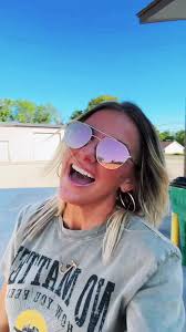 @George Strait Out of the Blue Clear Sky!!!🩵#georgestrait #suprise #love  #texas #lacysworld #heycowboy #sunisout🌞 #itshot #texasheat #viraltok  #foryou #countrytok #saturday #aye #4you