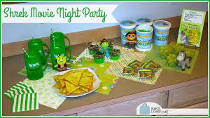 When you're thinking of themes for childrens birthday parties, you may not consider the refreshments you'll be serving. Shrek Movie Night Party Ideas