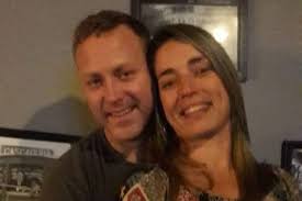 Aos 36 anos, ele assumiu um visual careca. Sergio Hondjakoff O Cabecao Da Malhacao Anuncia Que Sera Papai Fofocas E Famosos