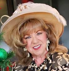 📣📣📣📣St Thomas, meet our EMPOW(HER) SHOPPING FESTIVAL Emcee, Ms  Naydyeyah Acoy Thomas 💐 ꜰʀᴏᴍ ᴛʜᴇ ᴍᴏᴍᴇɴᴛ ꜱʜᴇ ᴛᴀᴋᴇꜱ ᴛʜᴇ ᴍɪᴄ, THIS CRUCIAN  BEAUTY ᴄᴀᴘᴛɪᴠᴀᴛᴇꜱ ᴀᴜᴅɪᴇɴᴄᴇꜱ ᴡɪᴛʜ ʜᴇʀ ᴍᴀɢɴᴇᴛɪᴄ ᴘʀᴇꜱᴇɴᴄᴇ ᴀɴᴅ ...