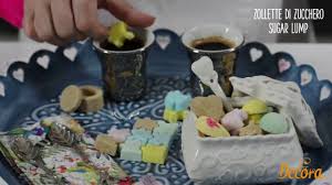 Le zollette decorate possono essere utilizzate durante un coffee party oppure come dolci segnaposto o come la fantasia suggerisce! Zollette Di Zucchero Colorate Colored Sugar Youtube