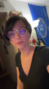 Ori having fun with her Spidr! @throne♾️