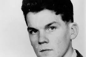 Gravestones book tribute to 302 RUC members