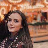 Vilma Rowe's Instagram, Twitter & Facebook