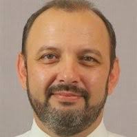 100+ perfiles de «Mistric»