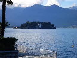 When many think of the italian lakes district in northern italy, typically lago (lake) como comes to mind first—at least for americans—as the famed locale of george clooney's mansion.but a bit less frequented and just as beautiful is lago maggiore with its borromean islands in stresa, italy, to the west. Stresa Lago Maggiore Picture Of Stresa Lake Maggiore Tripadvisor