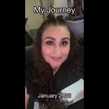 Nina Tapia (@nina_nina_loves_u)