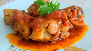 Tocam ceapa marunt si o punem peste uleiul care a ramas de la carne si apa(inabusim). Pulpe De Pui La Tigaie Reteta Rapida Youtube