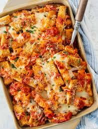 A quick and easy meal your whole family will love! Chicken Parmesan Casserole The Cozy Cook