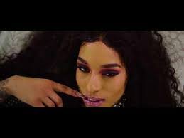 Alyssa Knipp's Instagram, Twitter & Facebook