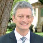 Yes, debates do help voters decide — and candidates are increasingly  reluctant to participate • Kansas Reflector