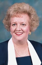 Carolyn Winstead's Instagram, Twitter & Facebook