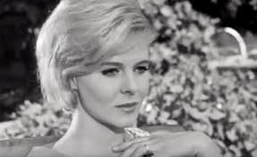 cult film freak: IAN HENDRY & JUNE RITCHIE FLING THROUGH 'THIS IS MY STREET'