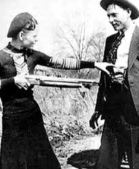 And eerily, bonnie and clyde's death photos continue to fascinate the public. Bonnie And Clyde Fbi