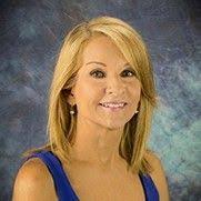 Janie Lyons's Instagram, Twitter & Facebook