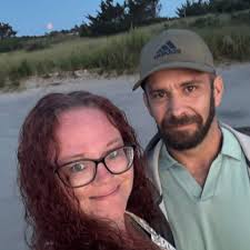 Anybody know of affordable wedding photographers? Seems like everyone I  found is asking for an arm and a leg.