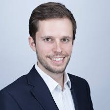 Leo Rees's Instagram, Twitter & Facebook