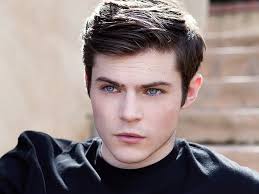Apa, lili reinhart, camila mendes, cole sprouse. Riverdale Chris Mason To Recur In Season 5 Of Cw Series Deadline