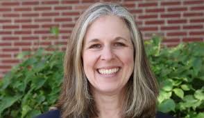 Julie Demaree's Instagram, Twitter & Facebook